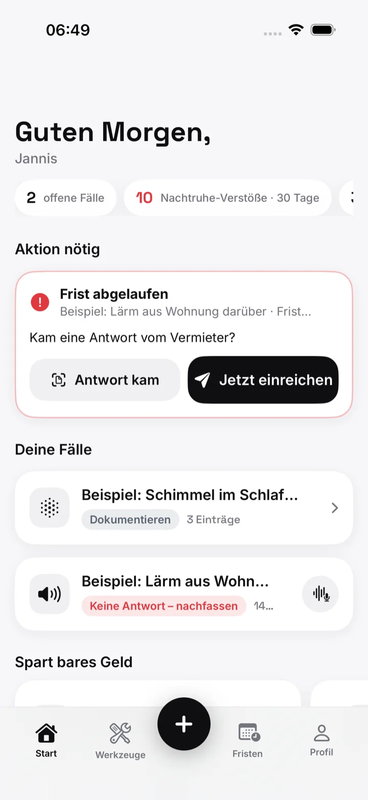 Startseite mit offenem Fall und Hinweis „Aktion nötig"